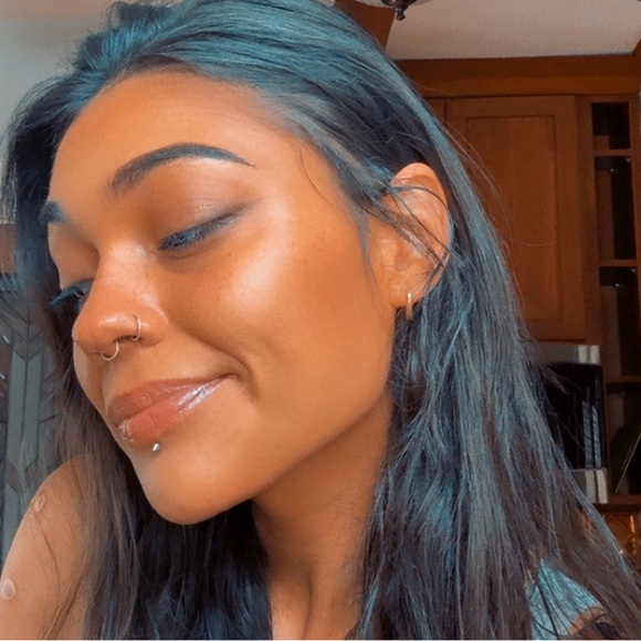 Meet your Posher, Indigo Raine - Picture 15 of 15